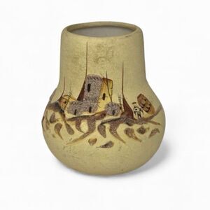 Vintage Art Pottery Crafted Vase Signed 4.5”T 2.5”D Hand Painted Crafted